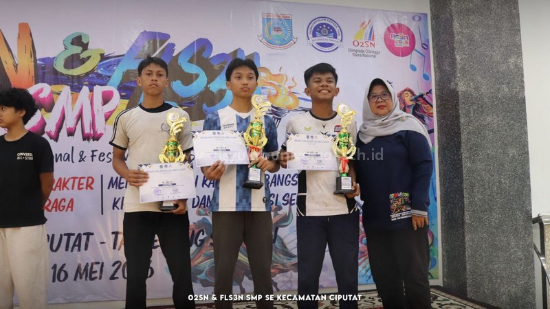 Semangat Sportivitas & Prestasi Siswa SMP Islam Al Syukro di O2SN