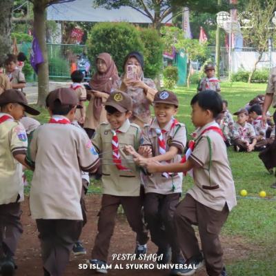Pesta Siaga SD Islam Al Syukro Universal