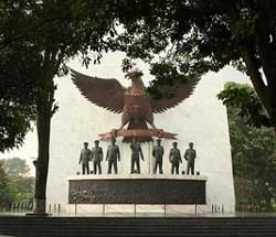 110512_lubang_buaya