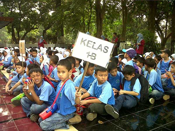 110512_lubang_buaya2
